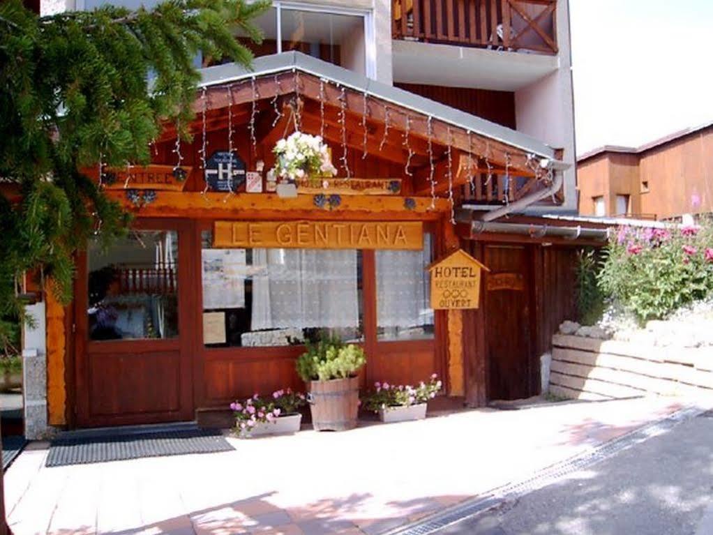 Hotel Le Gentiana Тин Екстериор снимка