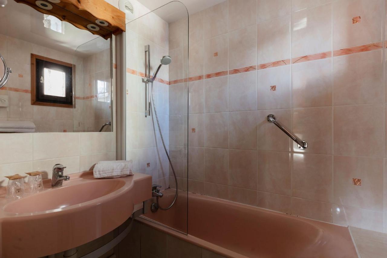 Hotel Le Gentiana Тин Екстериор снимка