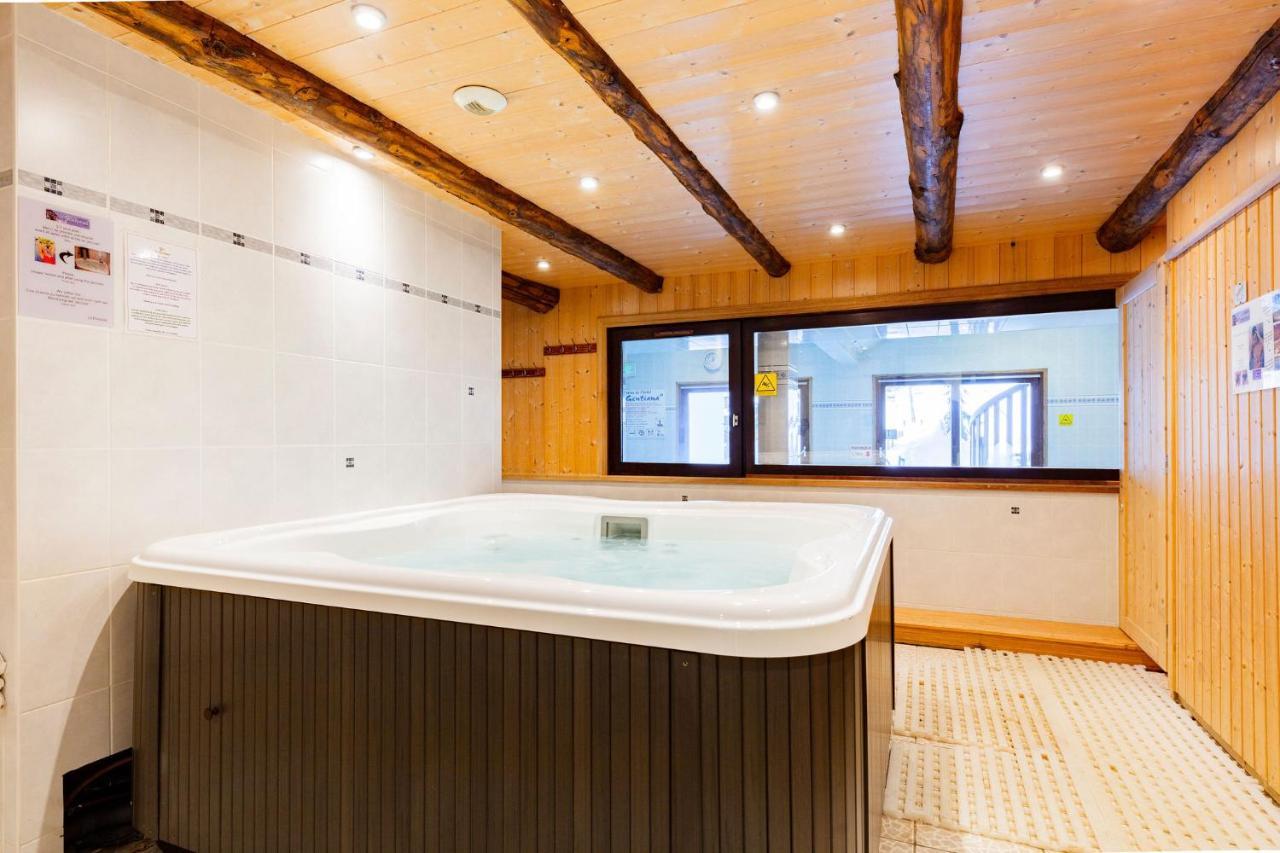 Hotel Le Gentiana Тин Екстериор снимка